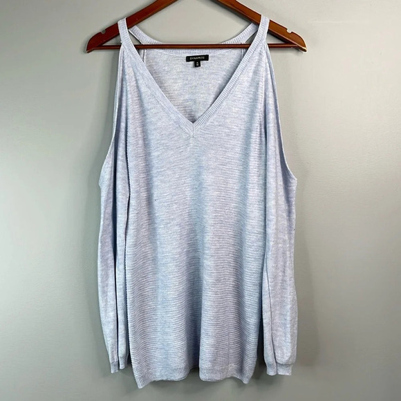DYNAMITE Cold Shoulder Cutout Sweater Baby Blue Ribbed V-Neck Lightweight Size M - Picture 11 of 11